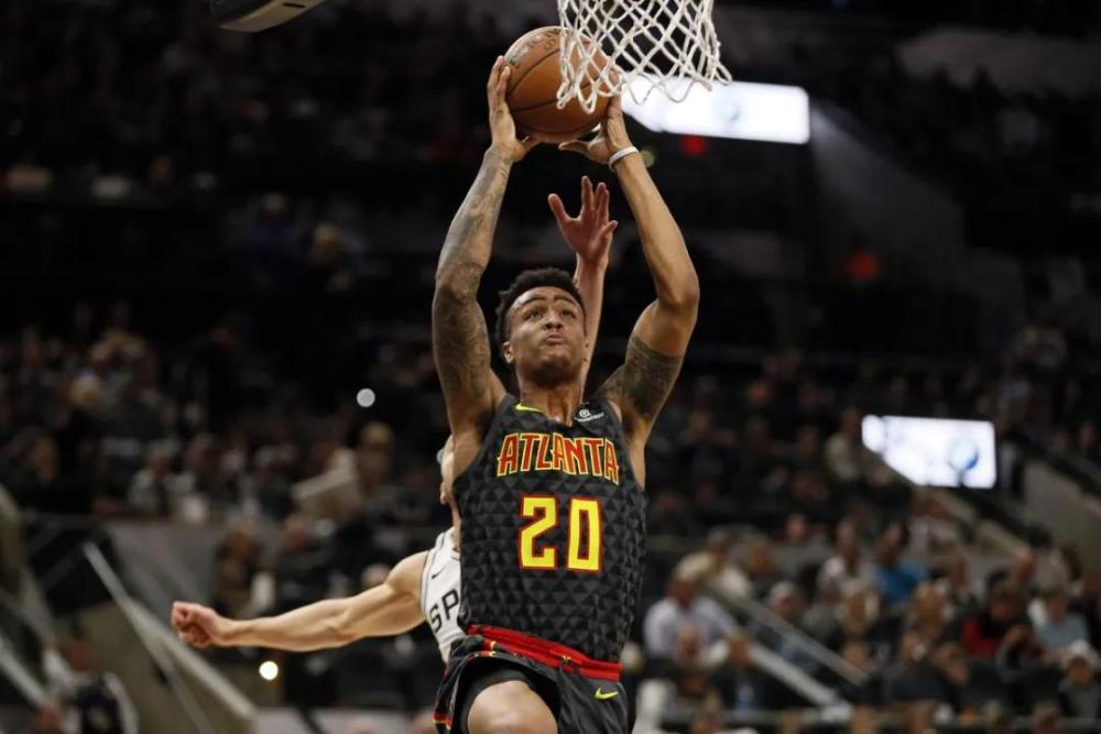  老鹰特雷杨冲突 被禁赛一场引争议  